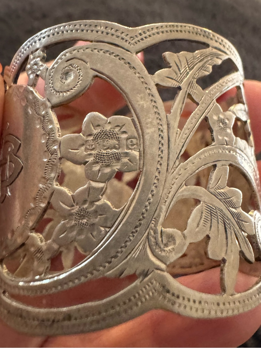 925 Sterling silver antique Victorian napkin ring